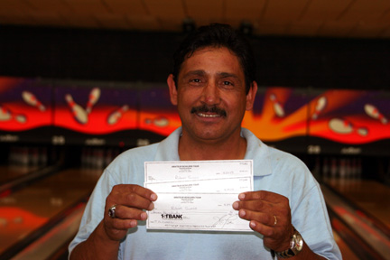 AMF BROADWAY LANES CLASSIC CHAMPION AUGUST 24, 2008